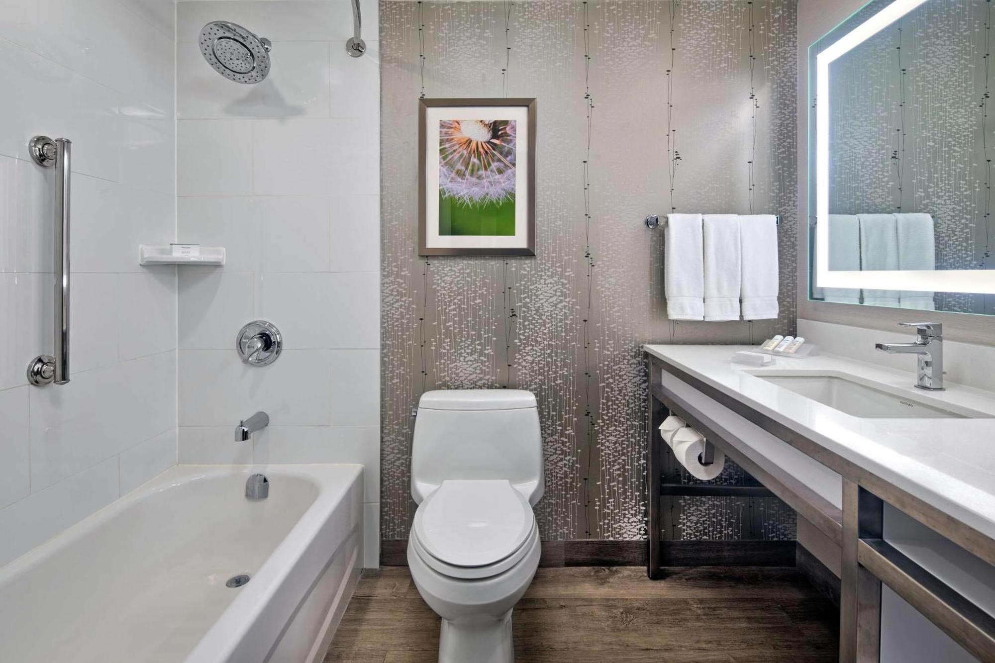 Hilton Garden Inn Toronto-Oakville Eksteriør billede